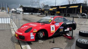 Circuit Guides Visits le Circuit Dijon-Prenois ® (in the wet)